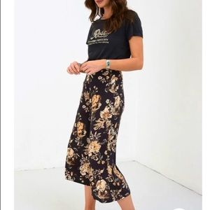 New! Spell Rosa Fitted Crop Pants